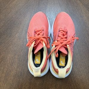 ASICS Gel Nimbus 25 Running Shoes in Papaya & Dusty Purple - Size 9